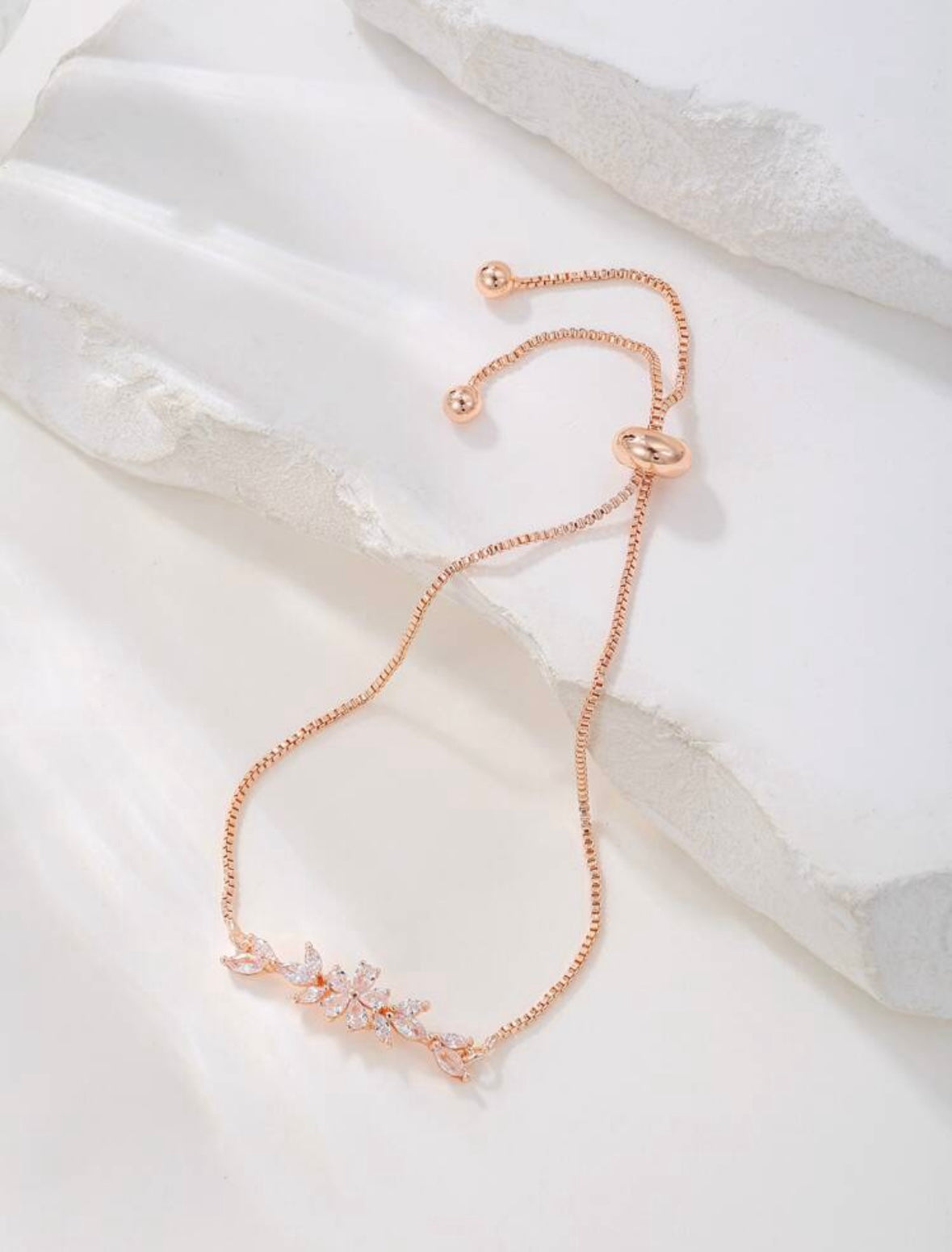 Aurora Rose Gold Flower  Pulling Bracelet