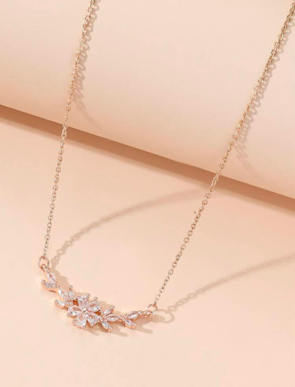 Aurora Flower Diamonds Necklace